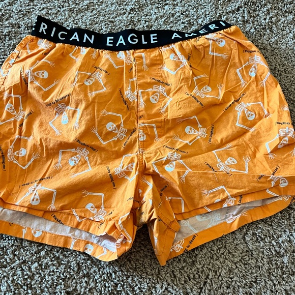 -Comfy shorts to wear to bed and lounge around in - Picture 2 of 5